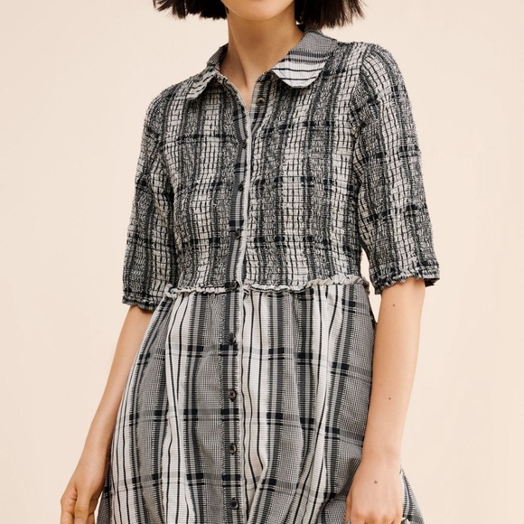 Maeve Black & White plaid smocked & collared dress - petite large - Picture 2 of 7